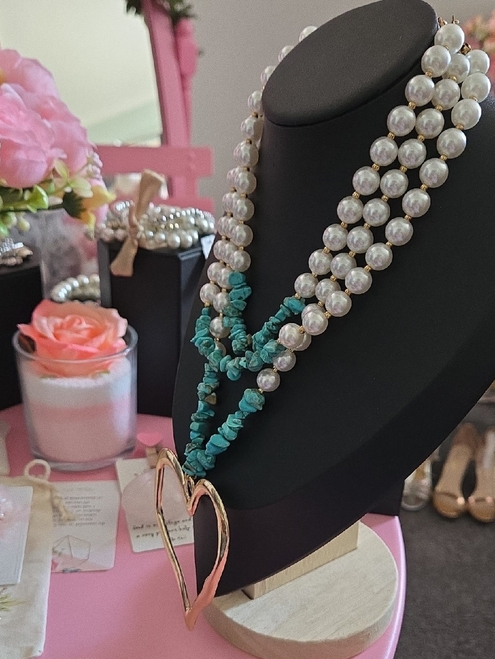 Elegant Pearl & Turquoise Layered Necklace with Gold Heart Pendant - Picture 8 of 16